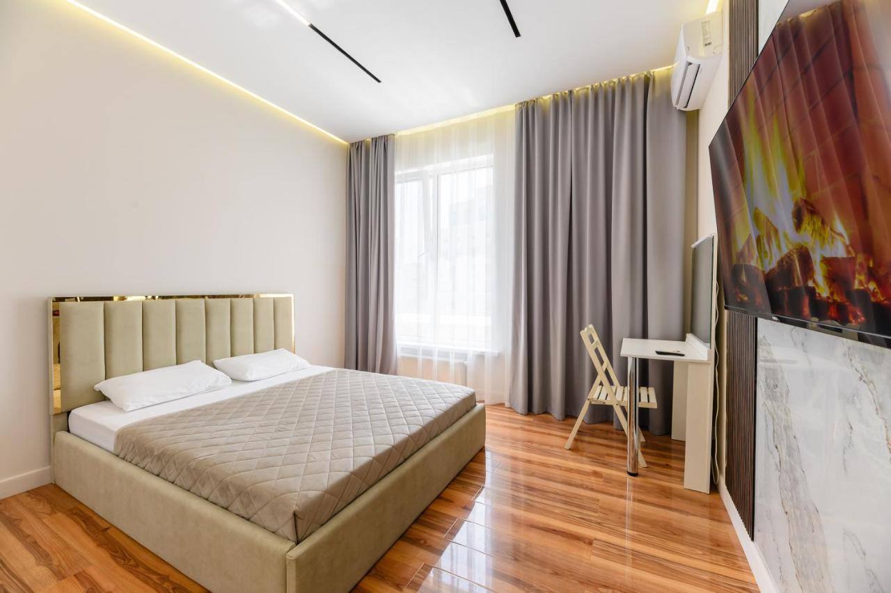CENTRAL Avenue 2 - B&B Almaty