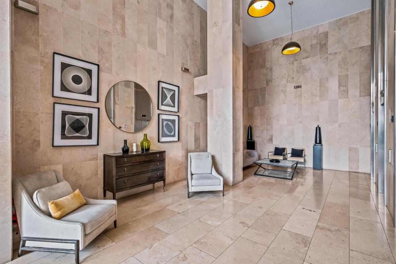Nest Collection Puerta del Sol - Ferienwohnung Santiago