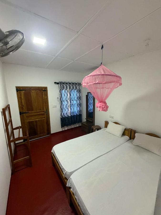 U new guest house - Ferienwohnung Nilaveli