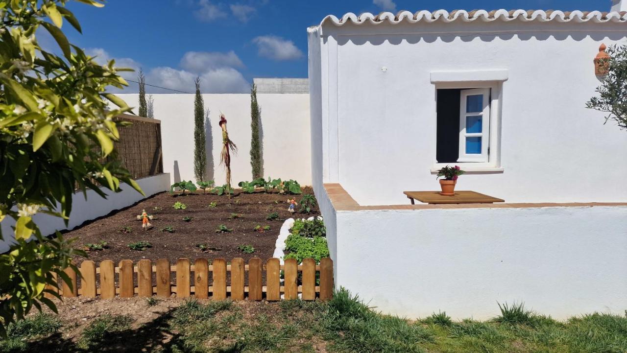 Milagres de Santa Rita - B&B Vila Nova De Cacela