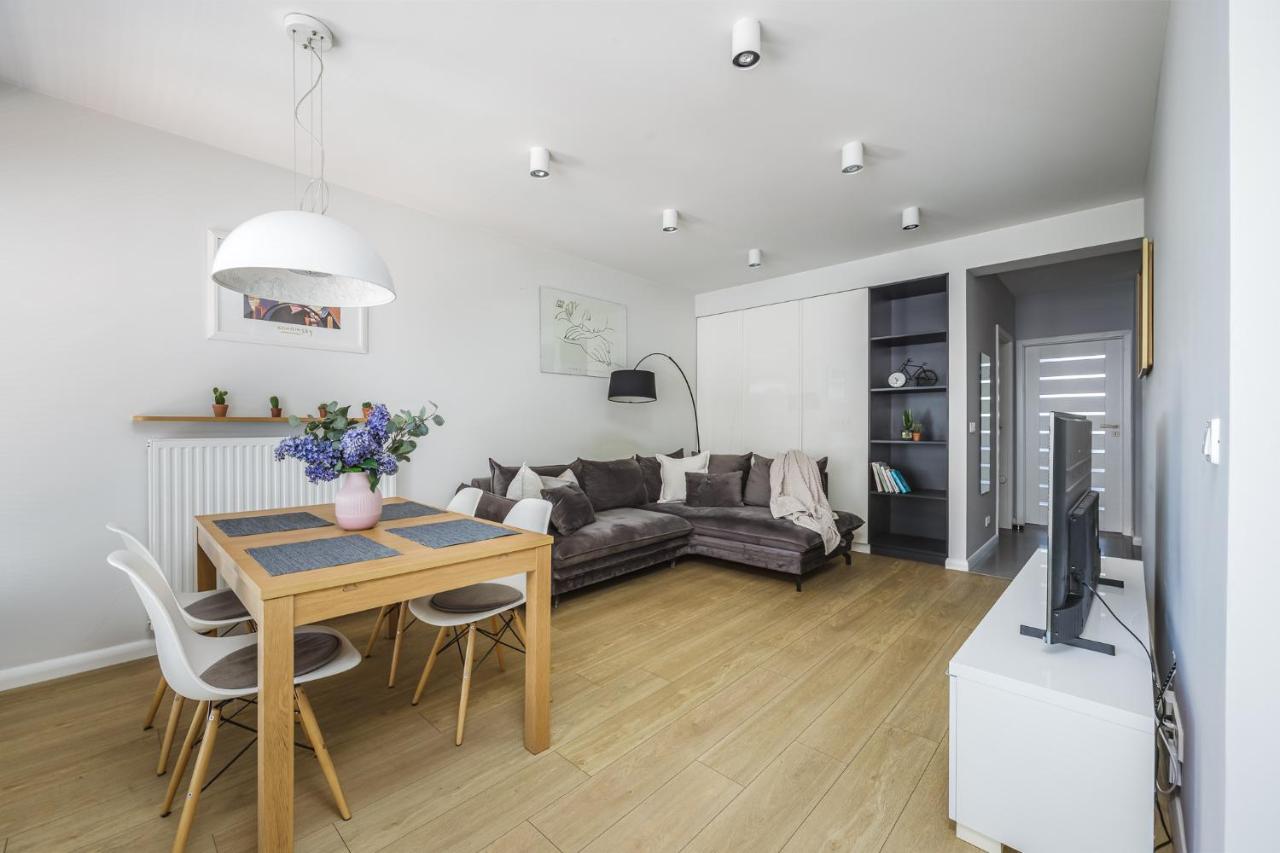 Hygge Apartment by KRAMM - B&B Poznan