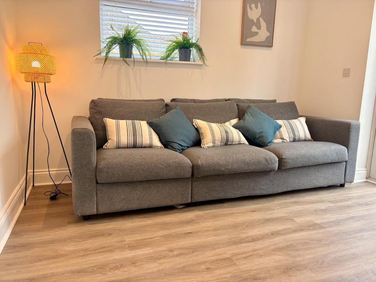 Brand New Sleeps 7 Beach & River only 5 minutes away - B&B Bournemouth