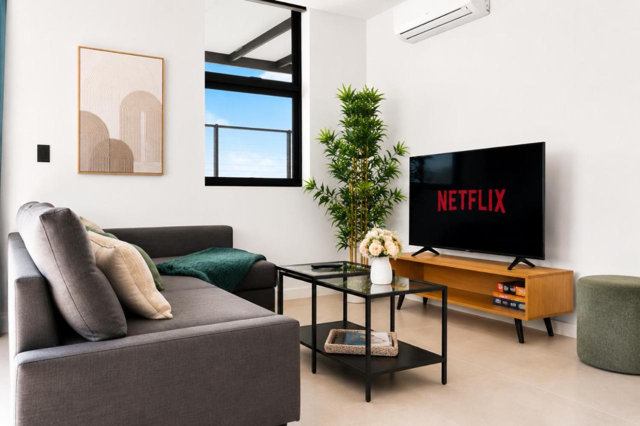 Central Ultimo 3BR - Pool,Gym & 2 Parking-Balcony - B&B Sydney