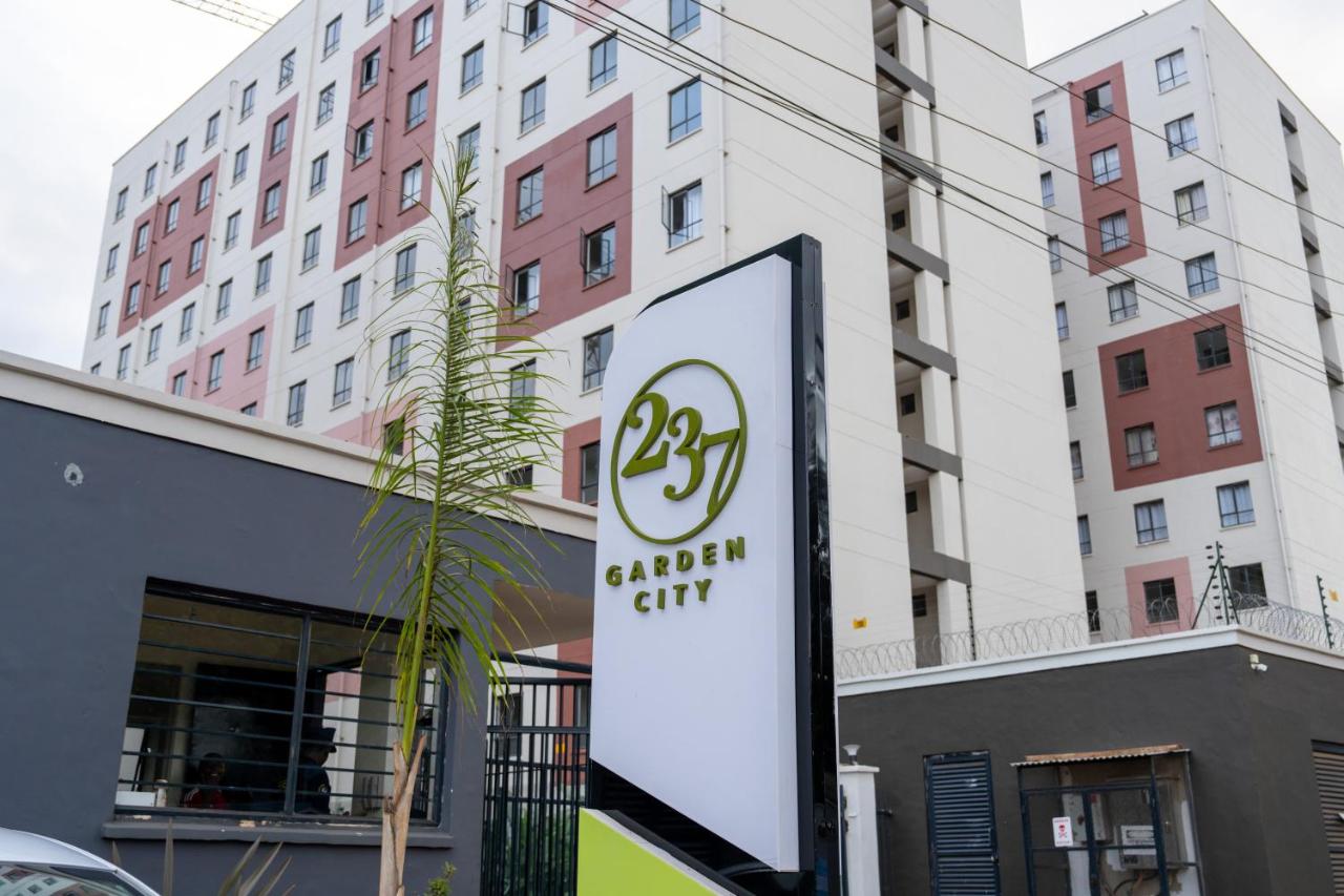 Garden city apartments - Bed and Breakfast Nairobi