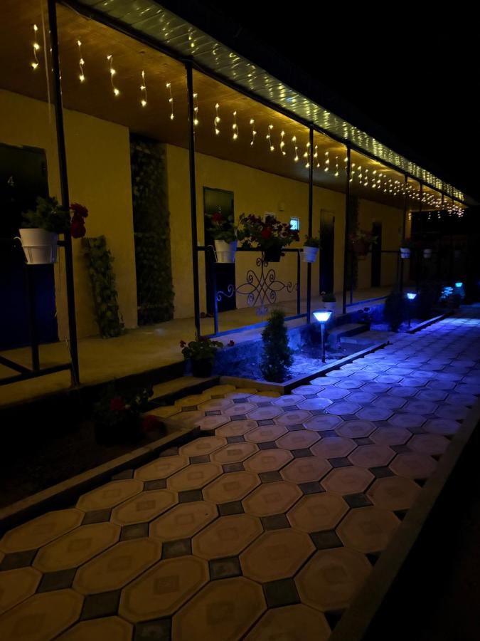 Guest House Nurdana - B&B Tossor