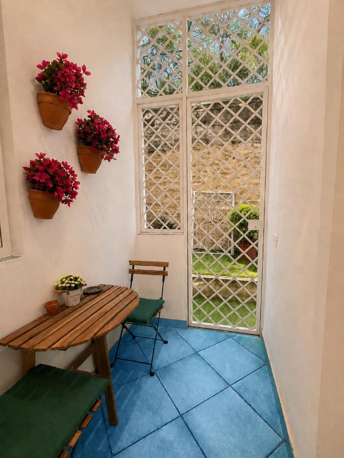 Follaky Secret Garden - Ferienwohnung Neapel