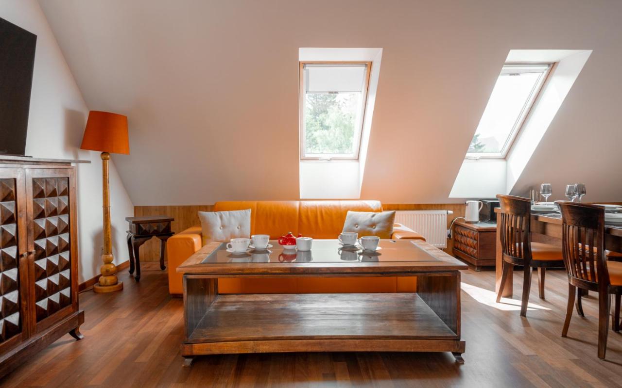 Apartment mit 2 Schlafzimmern und Balkon