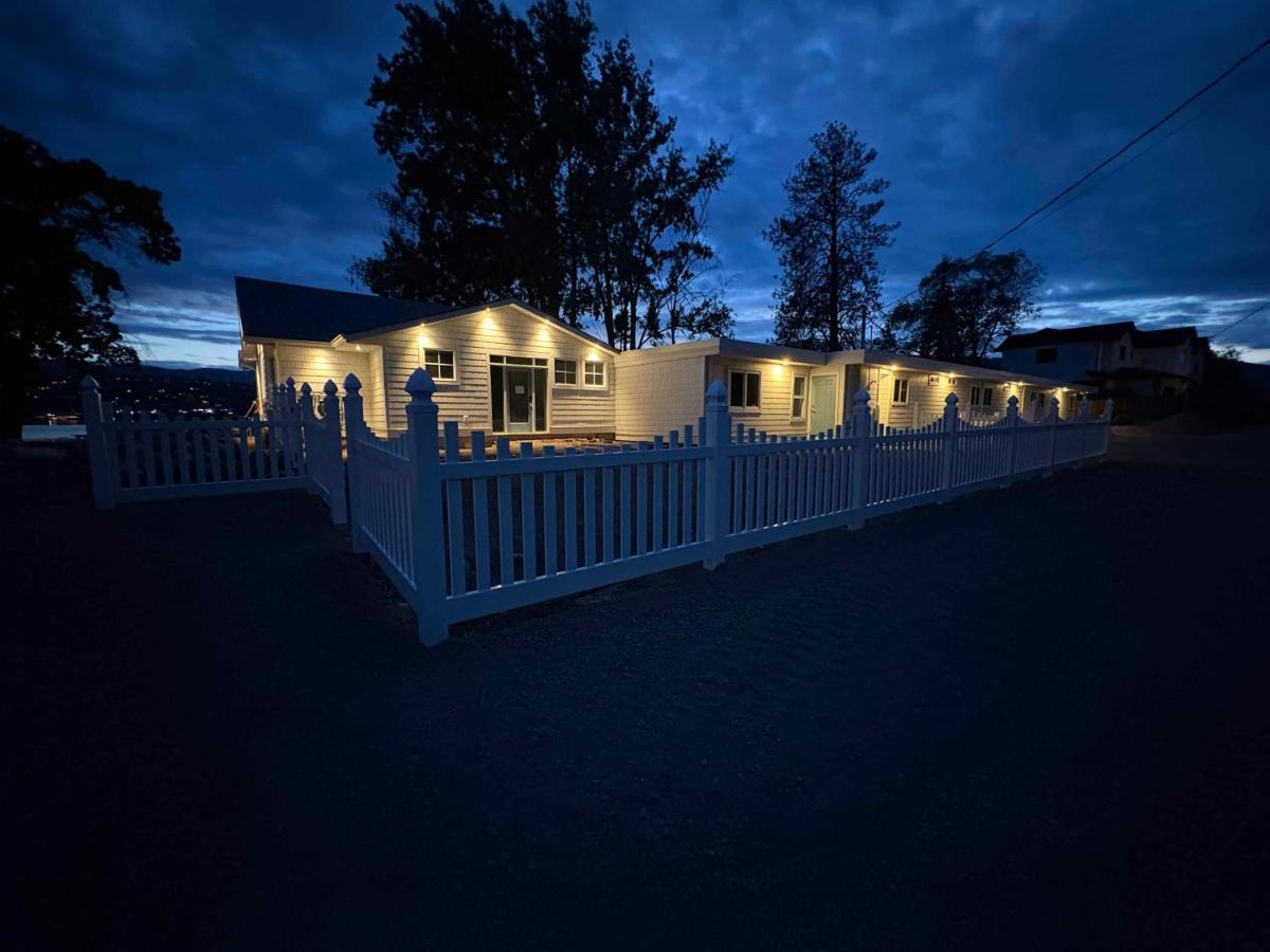 The Point on Wood Lake - B&B Lake Country