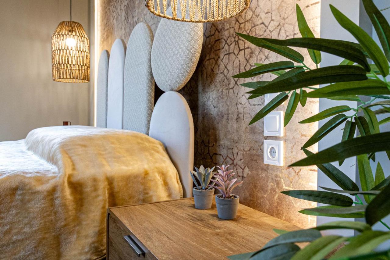 George V Luxury Apartments - Room 4 - B&B Kyllíni