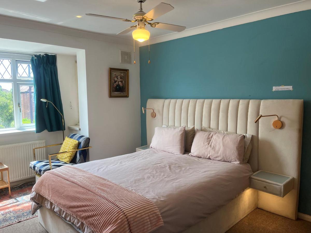 Cottingham Upstairs Self-contained Kingsize bedroom - Chambres d'hôtes Cottingham