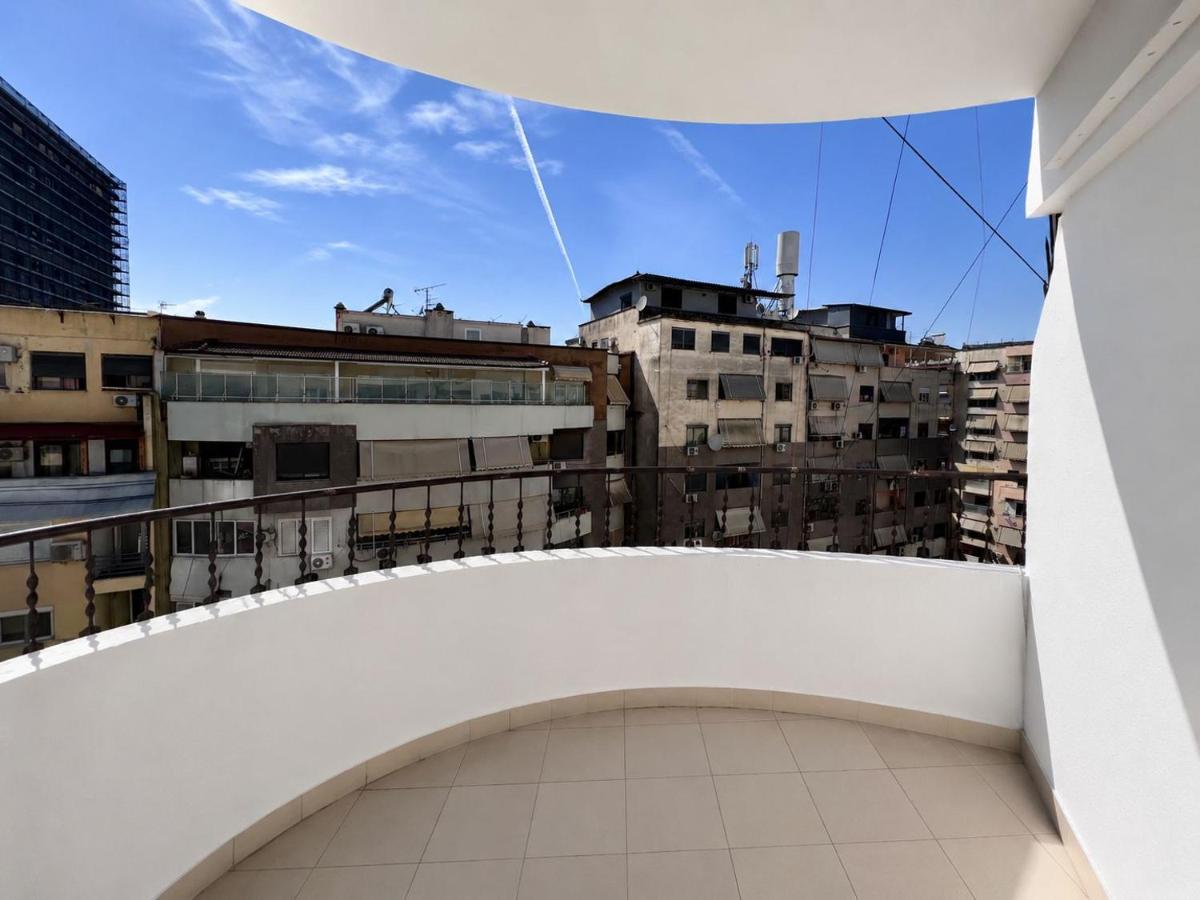 TIRANA 2BDR KOMUNA e PARISIT OLYMPIC PARK - Ferienwohnung Tirana