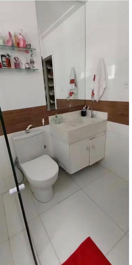Casa confortável na Aruana, a 5 minutos da praia - B&B Aracaju