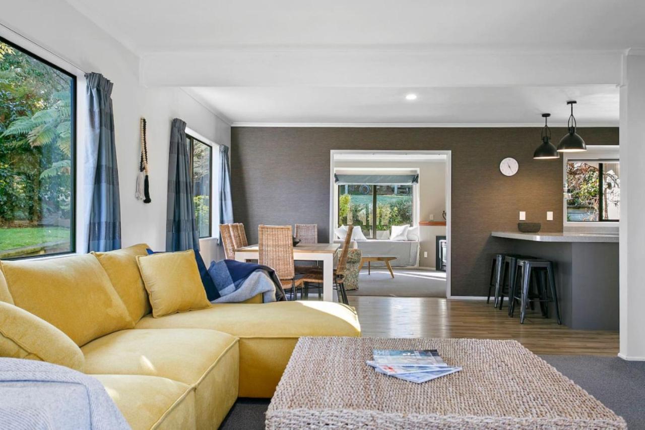 Shepherds Retreat - Cozy Group Stay With Air Con and Outdoor Dining - Chambres d'hôtes Taupo