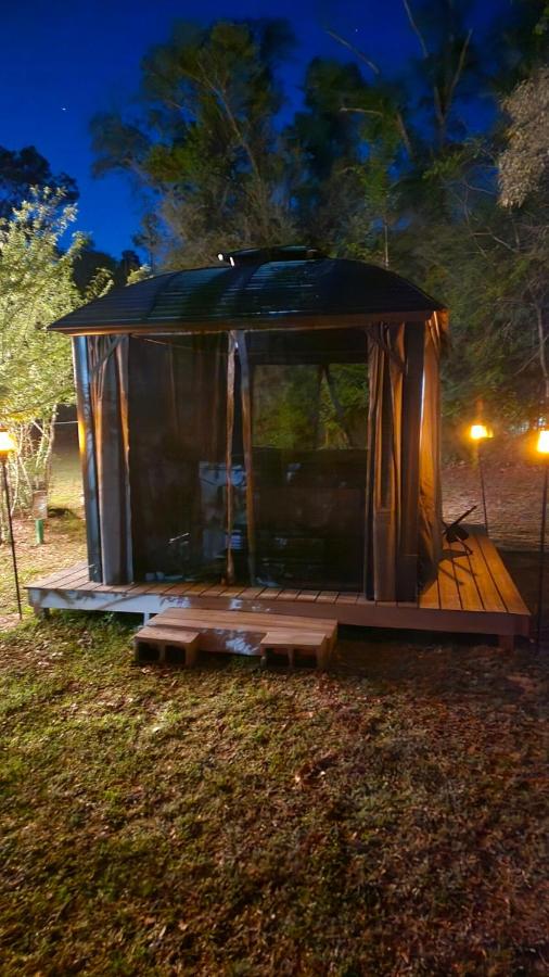 LouLouBell's Getaway - B&B Sneads