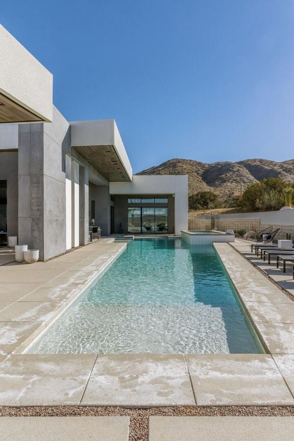 Vanguard by Fieldtrip 5 Bd Private Luxury with Infinity Pool Game Room - B&B Yucca Valley