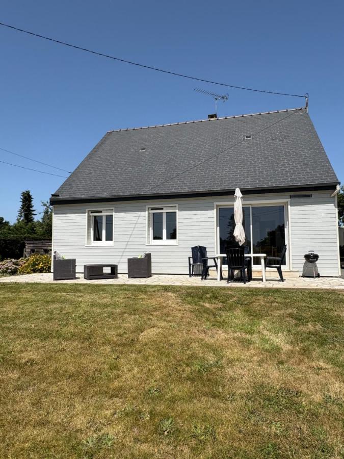 Maison en campagne proche de la mer - B&B Goudelin