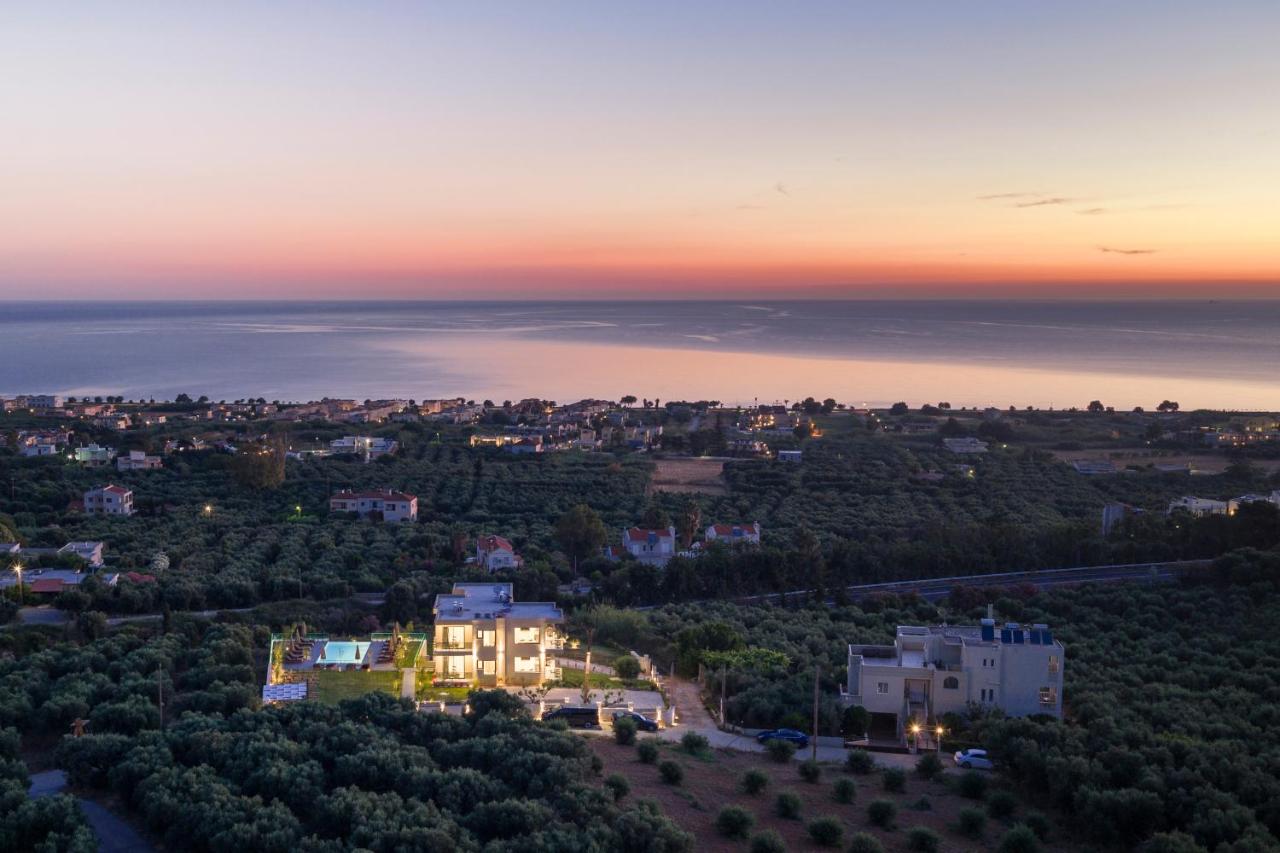 Infinite View Villa - Bed and Breakfast Plataniás