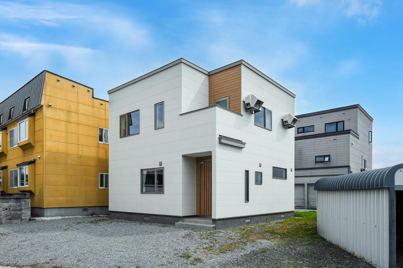 Bear Cub Hotel - B&B Asahikawa