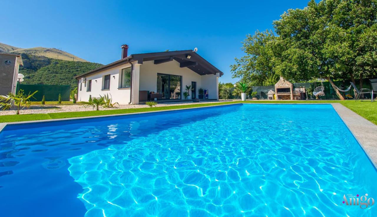 Holiday Home Nova Lux - Chambres d'hôtes Mostar