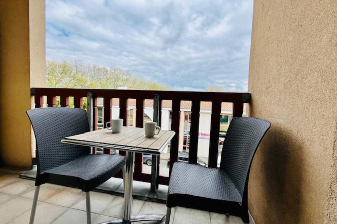Charming accommodation with pool in La Rochelle - B&B La Rochelle