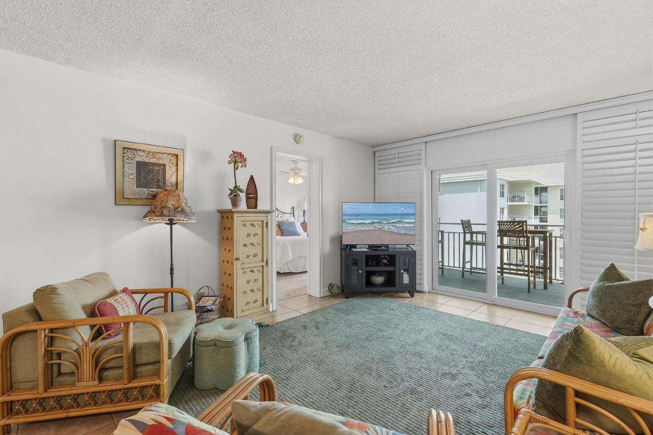 Sea Coast Gardens III 414 - B&B New Smyrna Beach