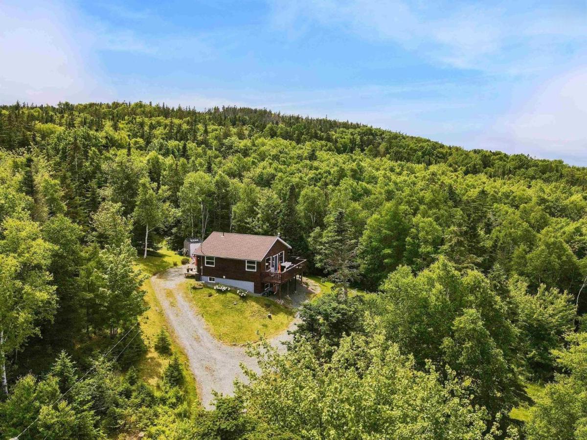 TheNatureDreamHouse - NovaScotia, Canada - Bed and Breakfast St. Peter's