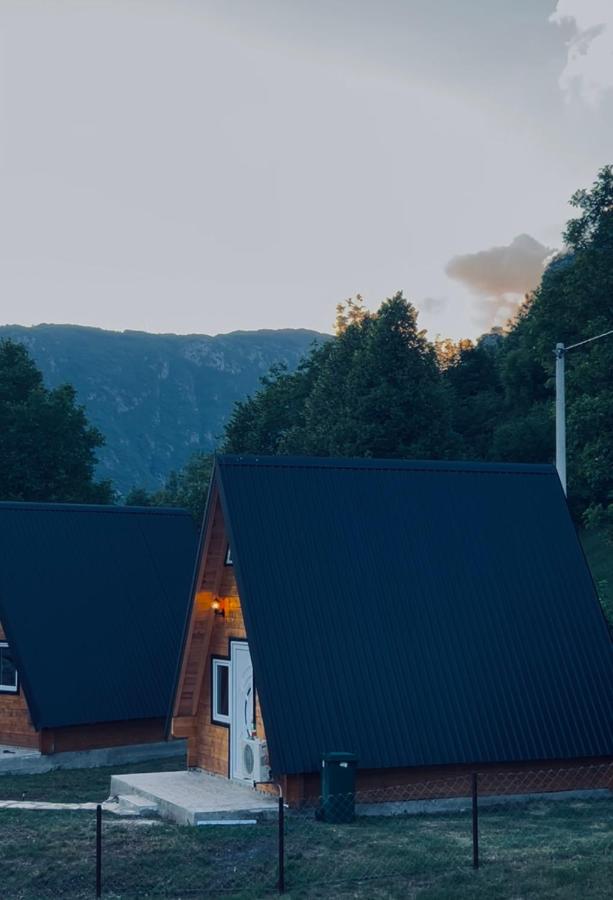 Ognjiste Komarnice - Bed and Breakfast Komarnica