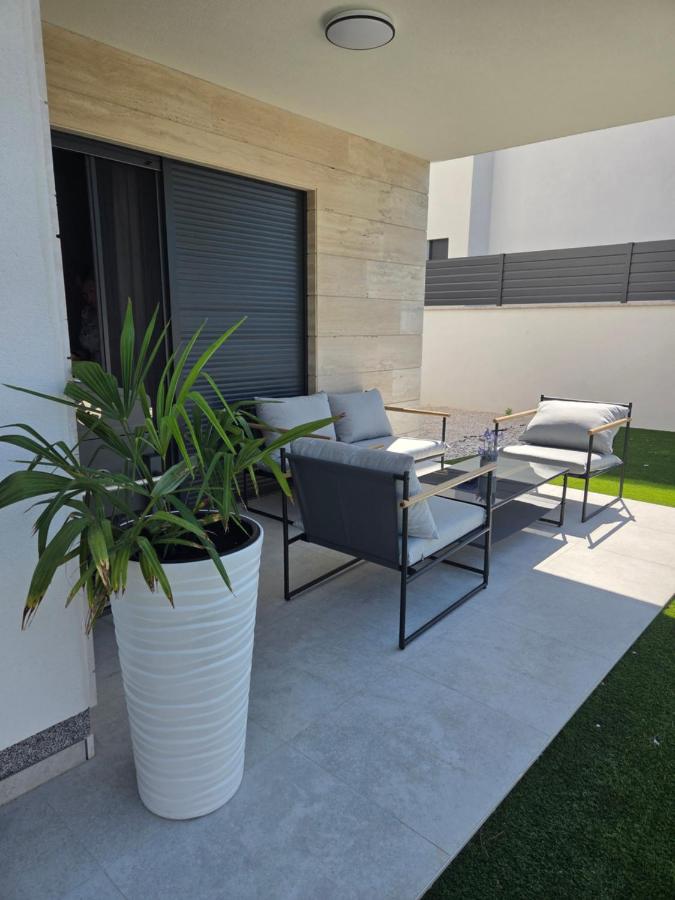 Apartment Marijola - Ferienwohnung Petrcane