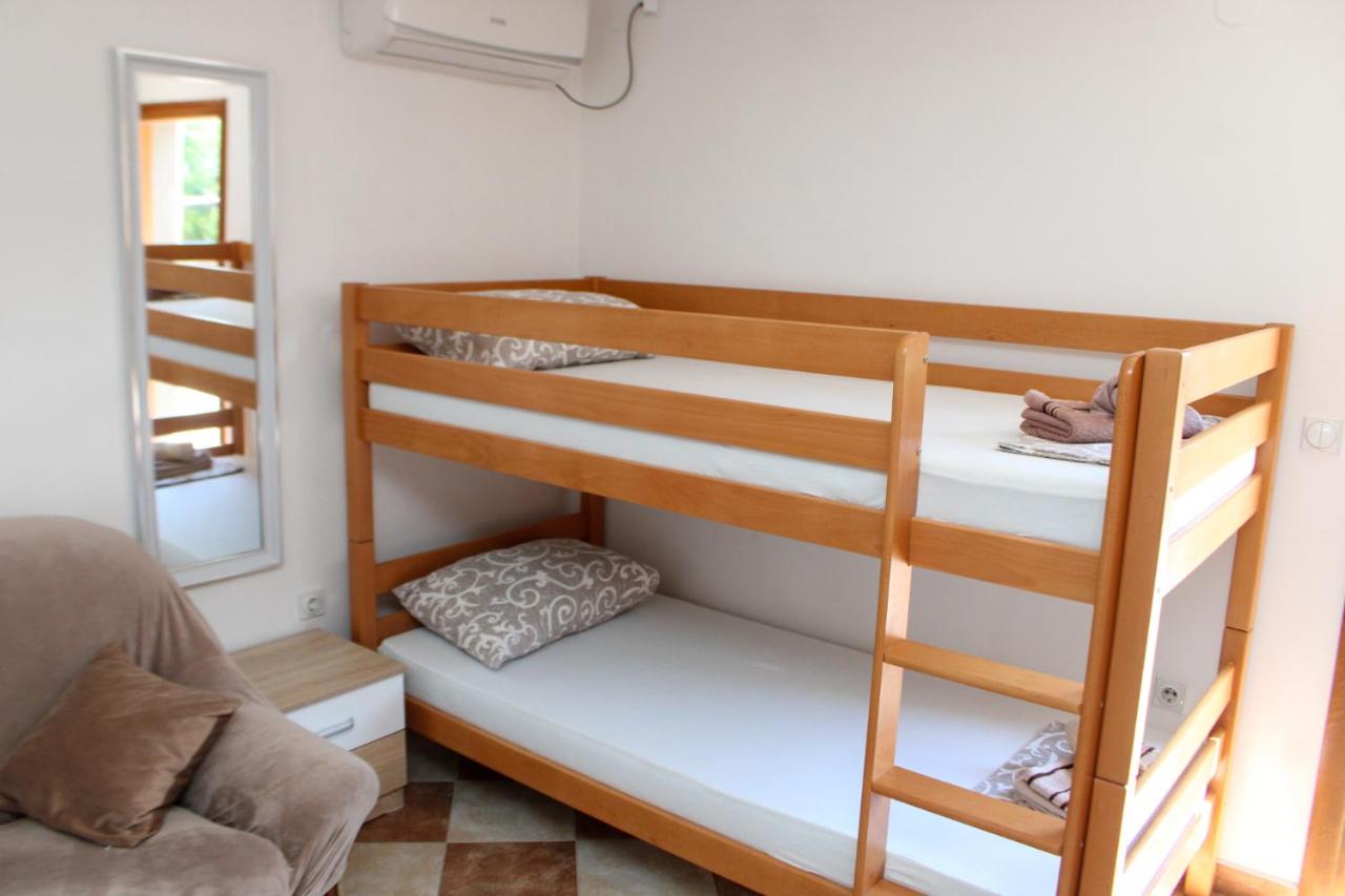 Bellora Studio House - Bed and Breakfast Donja Jošica