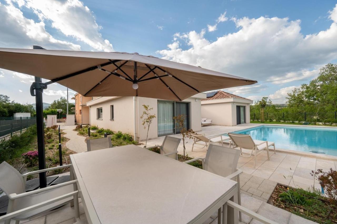 Luxury Villa Melanie near Split, heated pool - B&B Dugopolje