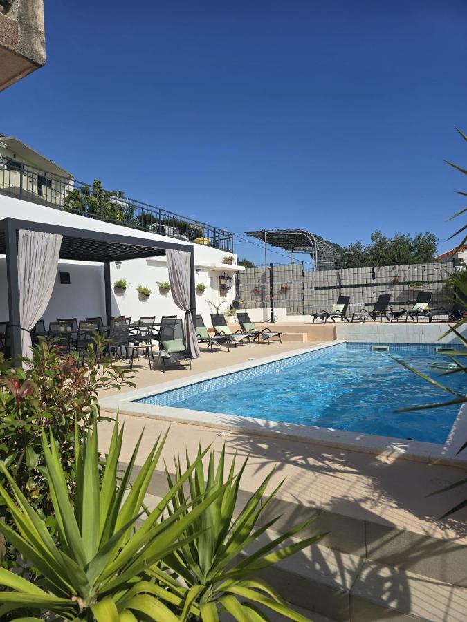 Villa Joy- Paradise near Split by Istra Vacation - B&B Kučine