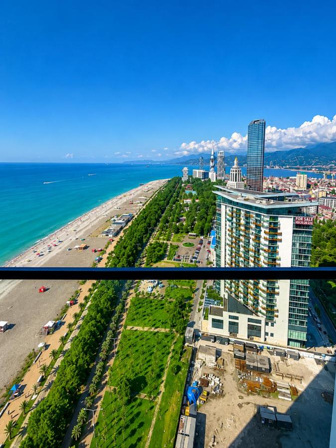 Alliance Privilege Panoramic Sea View Aparrtments - Bed and Breakfast Batoemi