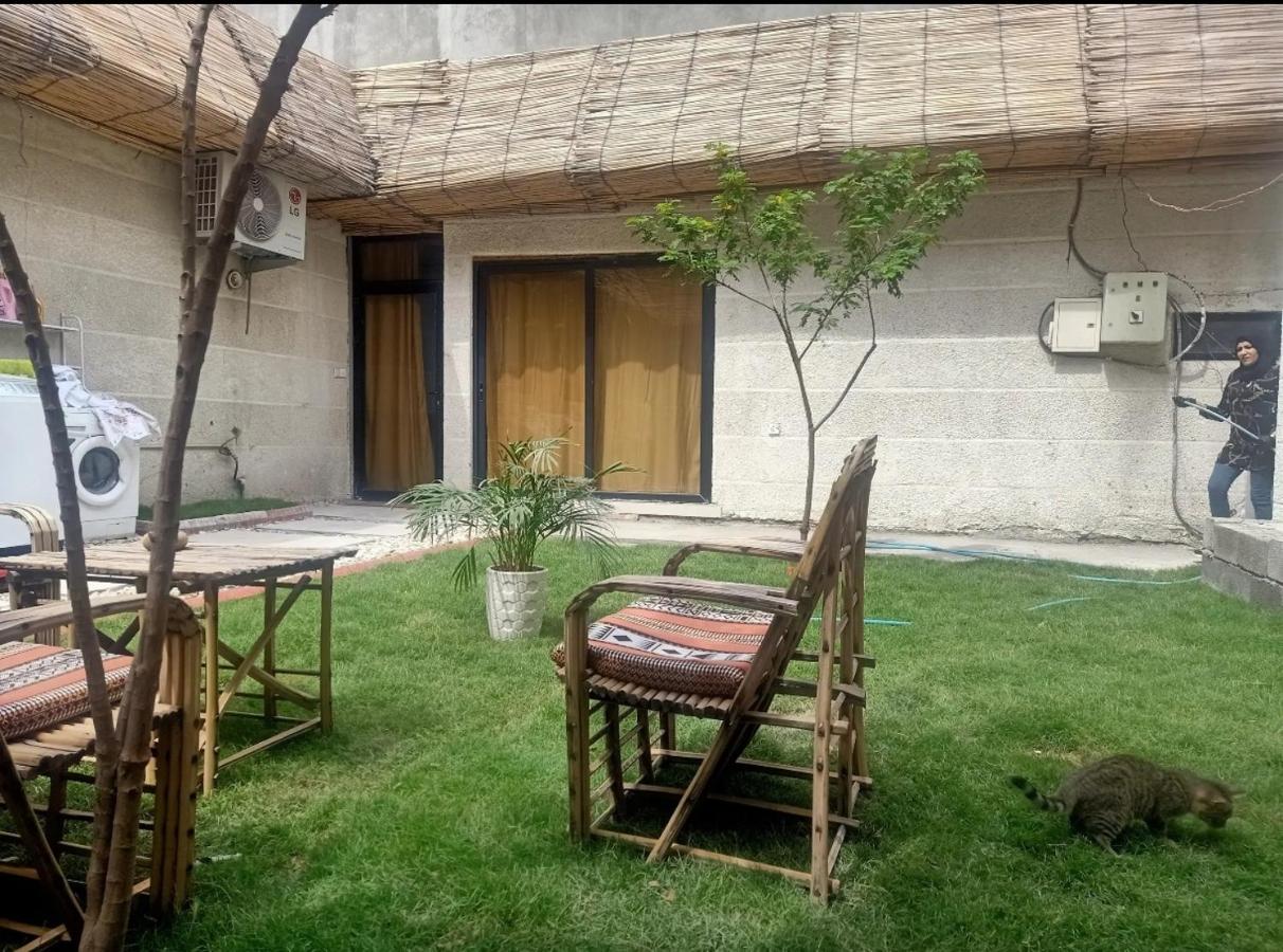 أسكن الكوخ في شارع الاميرات - B&B Baghdad