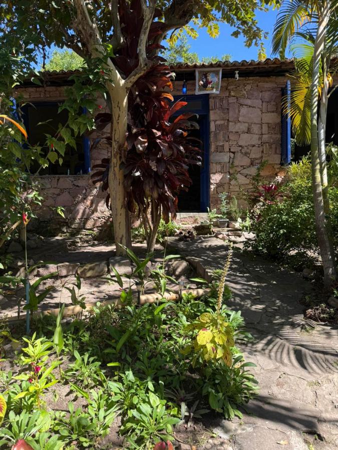 Casa Igatu - A morada da pedra, da água e do silêncio - B&B Igatu