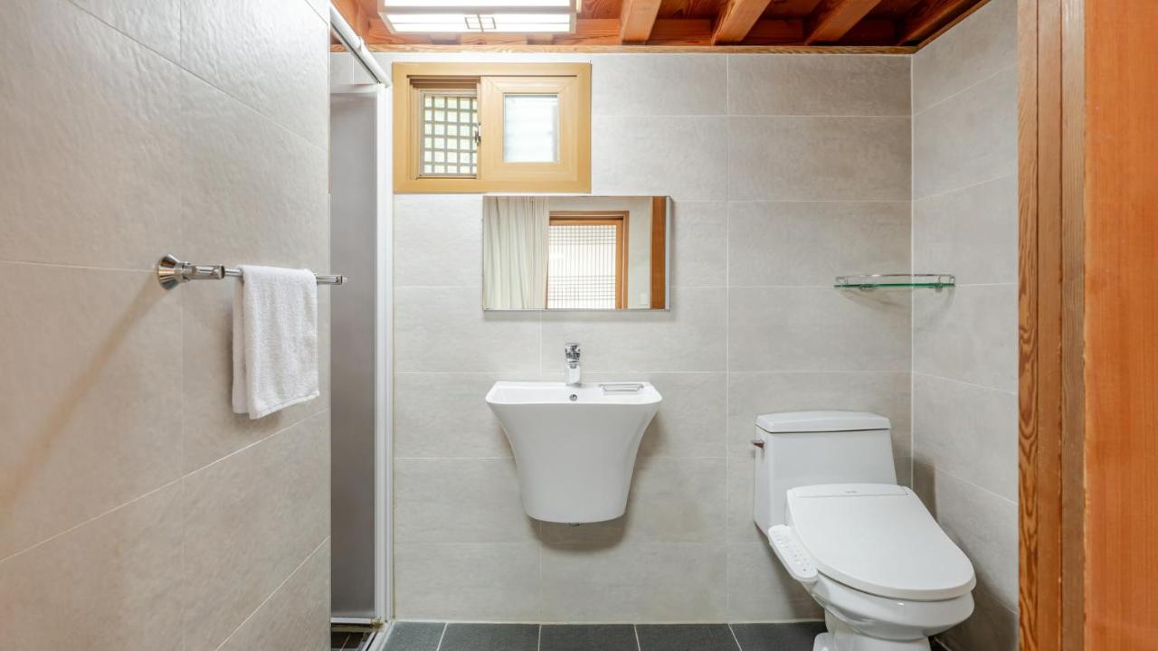 One-Bedroom House 17