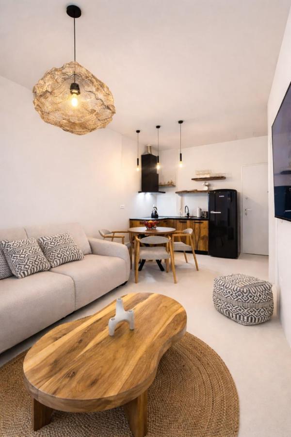 Santorini View Dhërmi - Ferienwohnung Gjalicë