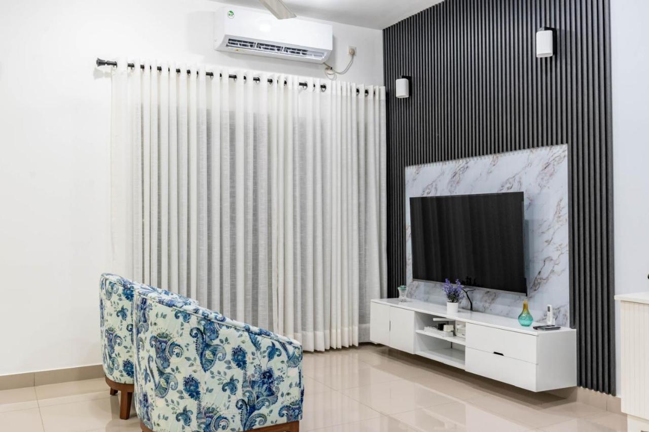 D&SA Travels - B&B Negombo