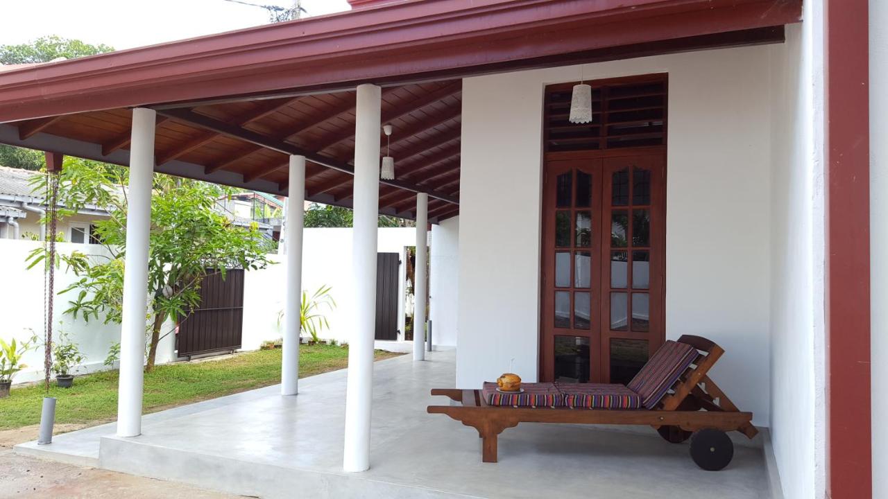 Emildale Villa - B&B Wadduwa