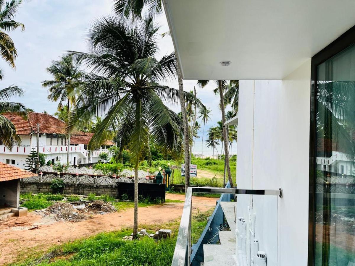 Aami's Abode - Ferienwohnung Paravūr Tekkumbhāgam