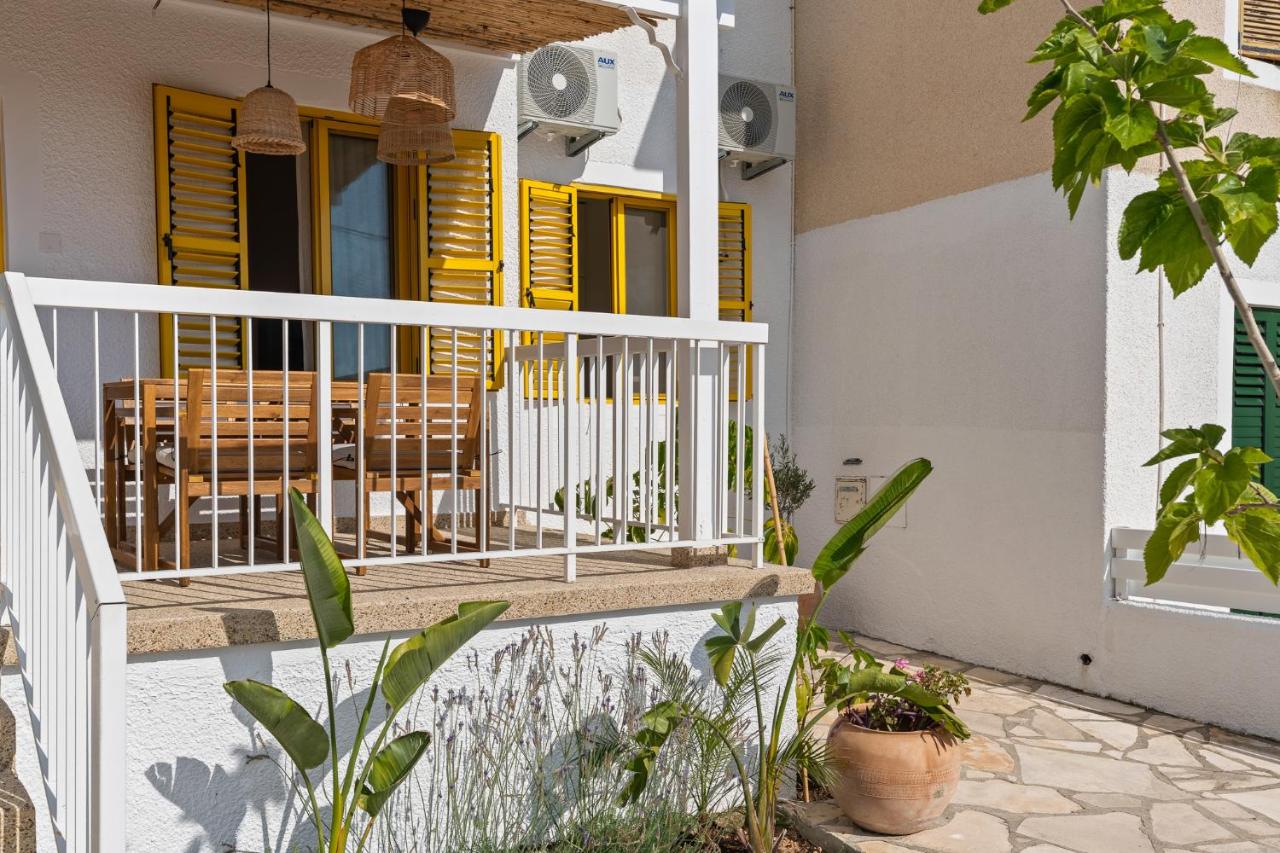 The Nostalgia Cottage Protaras - An Island Retreat - Chambres d'hôtes Protaras