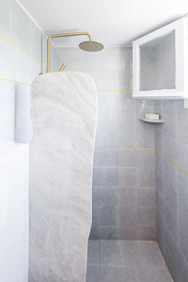 Stunning studio with panoramic sea views & sunset - Bed and Breakfast Pérdhika