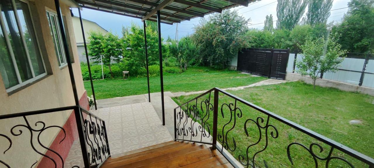 Seitek Guest House - B&B Kurmenty