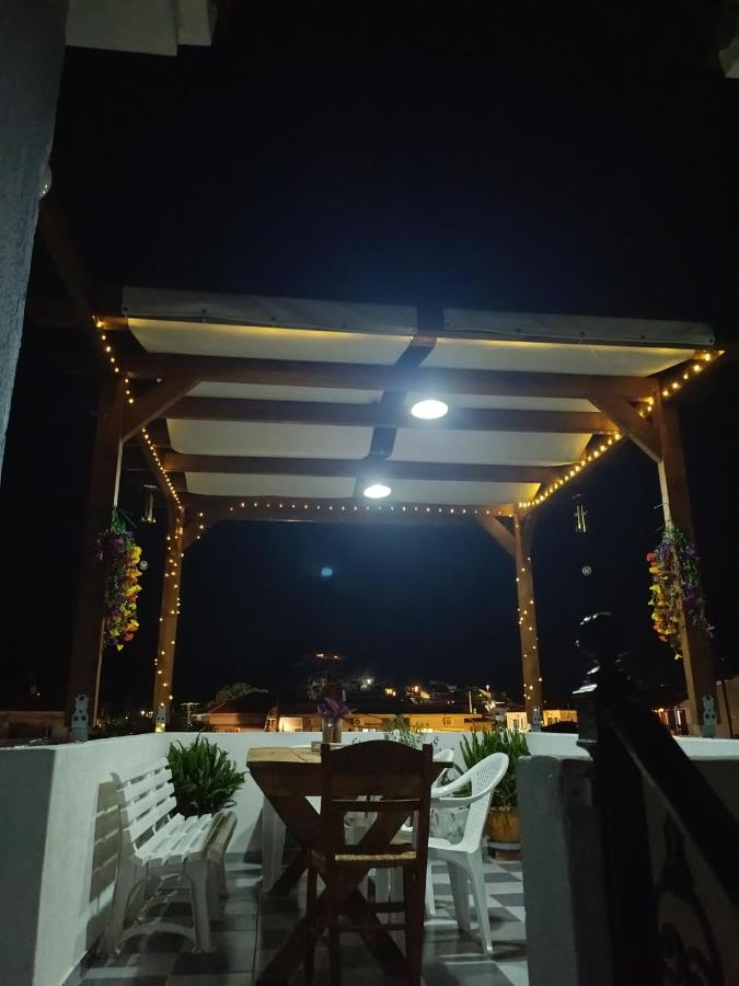 Lissia Hotel - Chambres d'hôtes Skála Eresoú