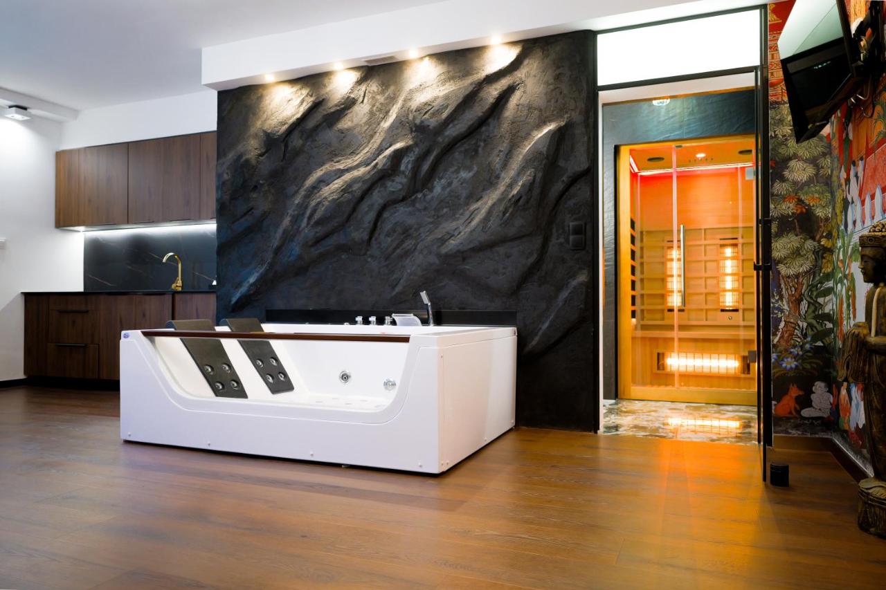 Apartament BRYZA DE LUXE z JACUZZI - B&B Gdynia