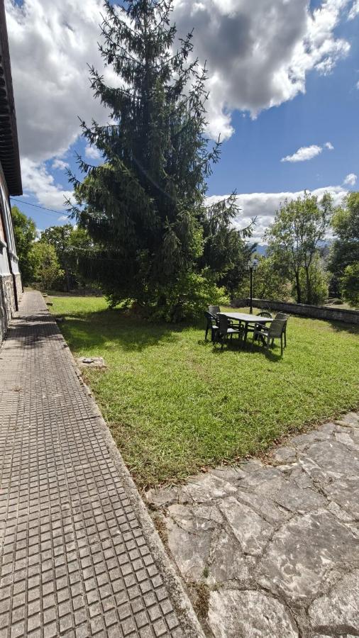 Escueles de Collia A - B&B Collía