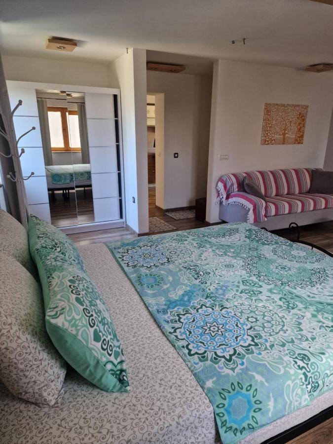 Apartamento con terraza 