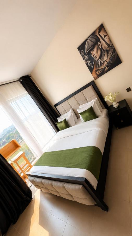 Modern South B studio with Rooftop pool & Gym - Ferienwohnung Nairobi