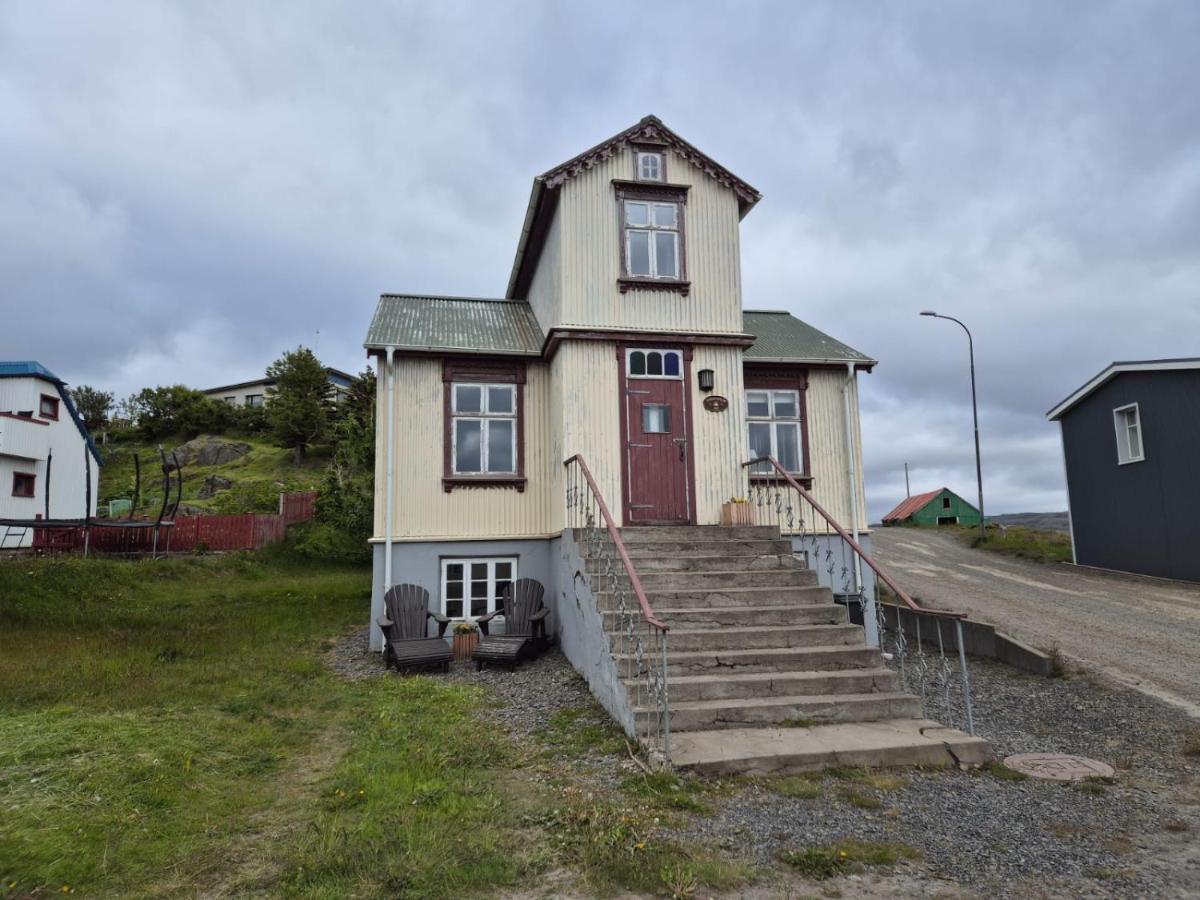 Steinhúsið - B&B Hólmavík