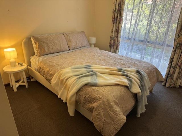 Central Tatura Unit-Walk to Shops & Tatura Park - B&B Tatura