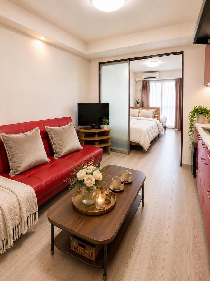 Stylish Apartment for 5 Walk to Dotonbori Shinsaibashi 最大5名 道頓堀 心斎橋徒歩圏内 スタイリッシュ - B&B Osaka